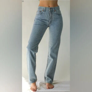 Levi's Women's Straight Leg Jeans - Light Blue